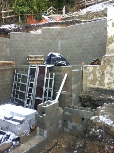 Retaining wall